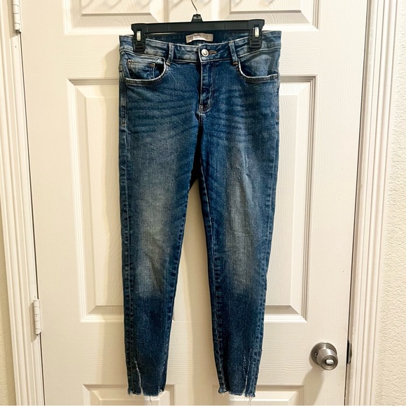 Zara Basic Denim Jeans - Picture 1 of 5